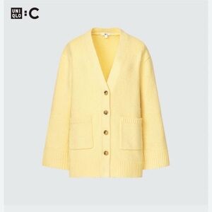 UNIQLO Women’s Yellow V-Neck Button Cardigan size M